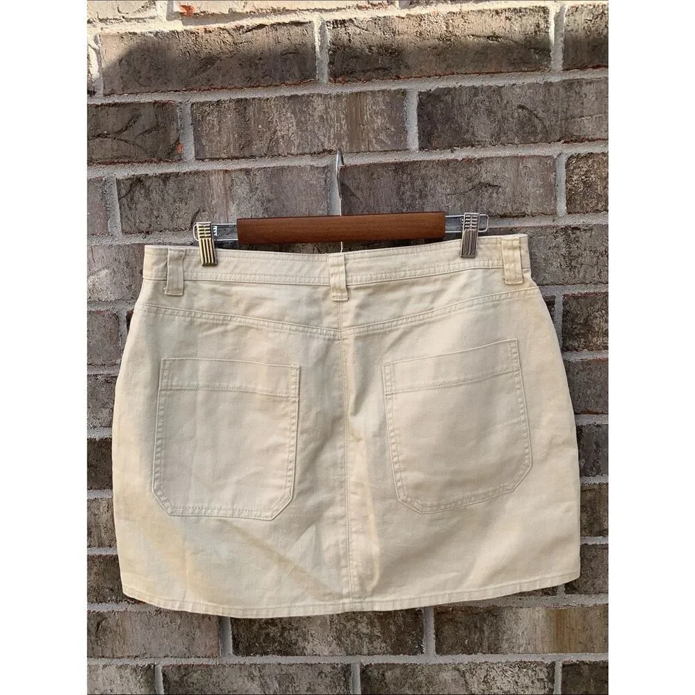 Take 50% OFF- Old Navy Women's Cream Button-Front Denim Mini Skirt, Size-12